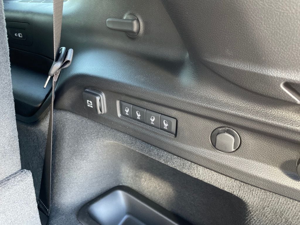 2025 Jeep Grand Cherokee L Overland - Photo 7