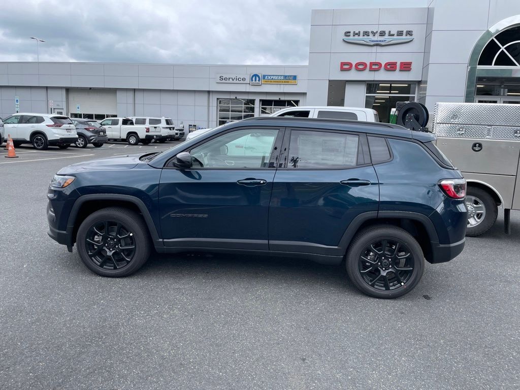 New 2026 Jeep Compass Latitude Sport Utility