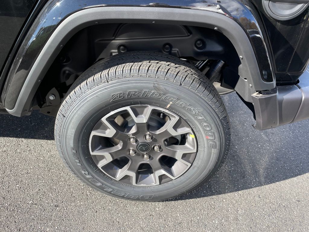 2026 Jeep Wrangler 4-Door Sahara - Photo 7