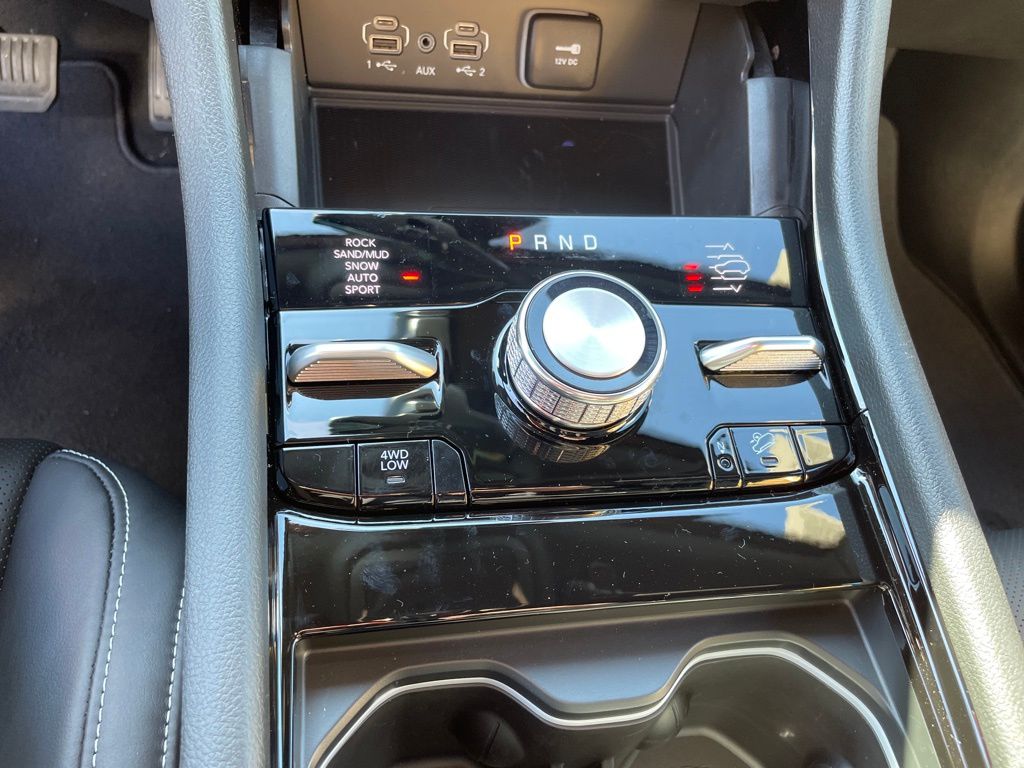 2025 Jeep Grand Cherokee L Overland - Photo 19