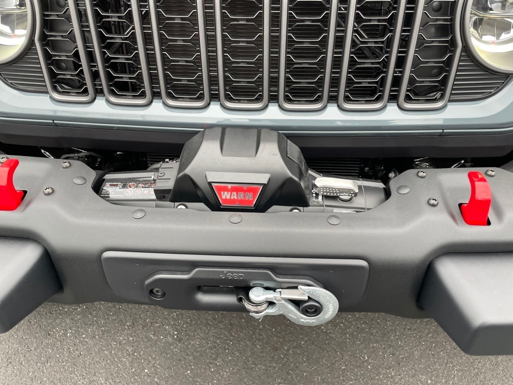 New 2026 Jeep Wrangler Rubicon X Sport Utility