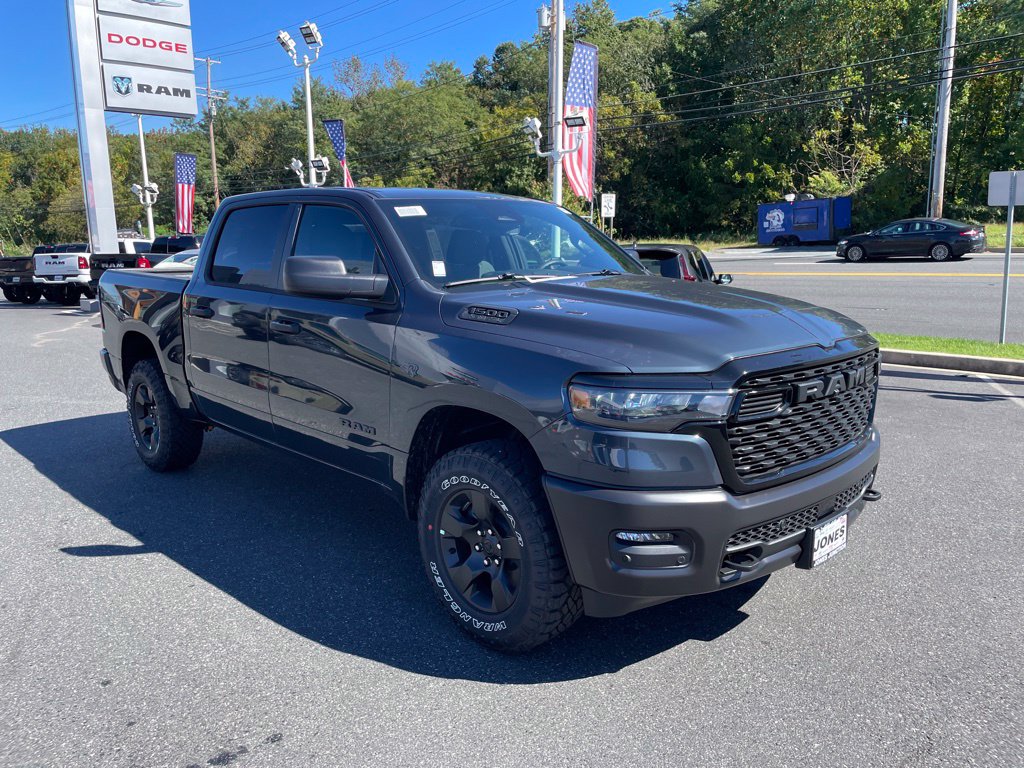 New 2027 Ram 1500 WARLOCK CREW CAB 4X4 5'7 BOX Pickup