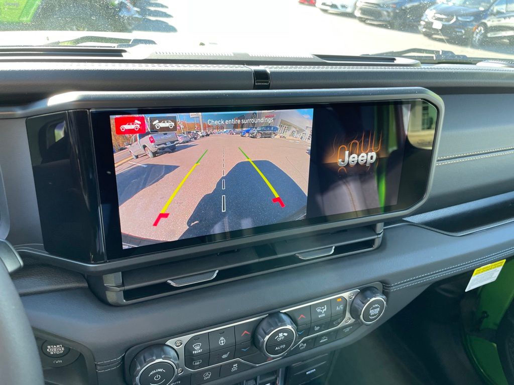 2026 Jeep Wrangler 4-Door Sahara - Photo 15