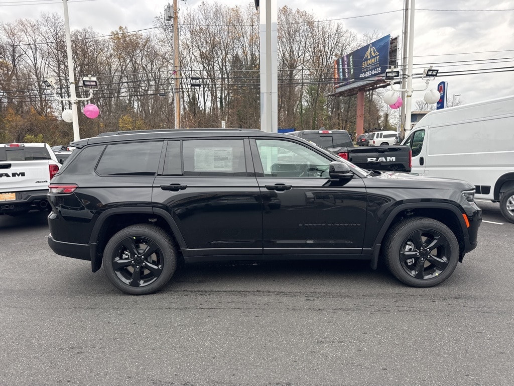 New 2025 Jeep Grand Cherokee L Altitude X Sport Utility