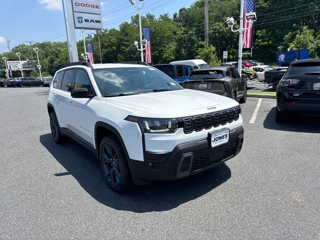New 2026 Jeep Cherokee Laredo Sport Utility