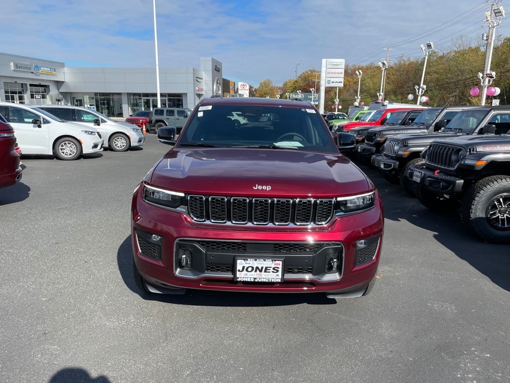 New 2025 Jeep Grand Cherokee L Overland Sport Utility
