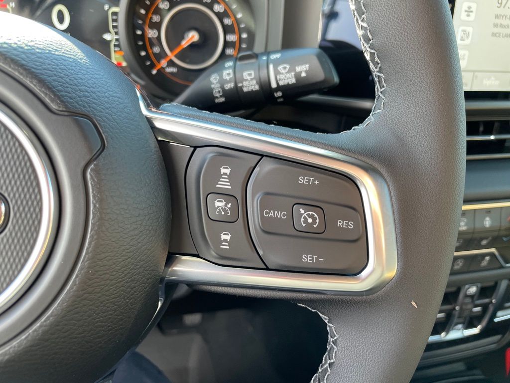 2026 Jeep Wrangler 4-Door Sahara - Photo 14