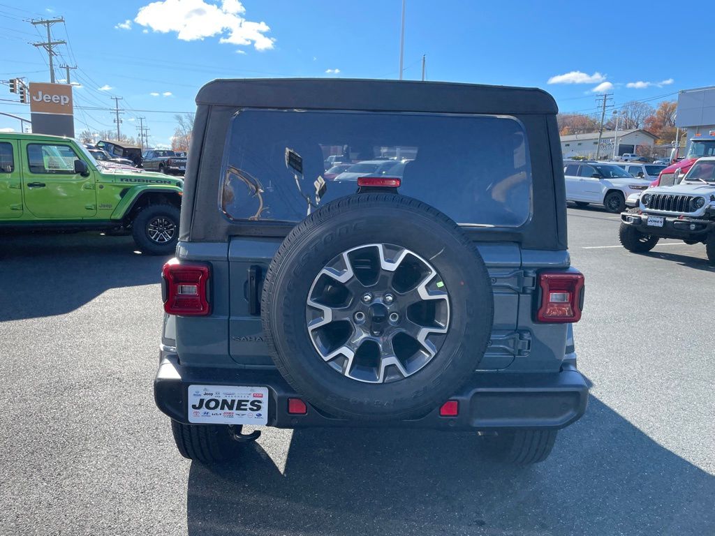 2026 Jeep Wrangler 4-Door Sahara - Photo 6