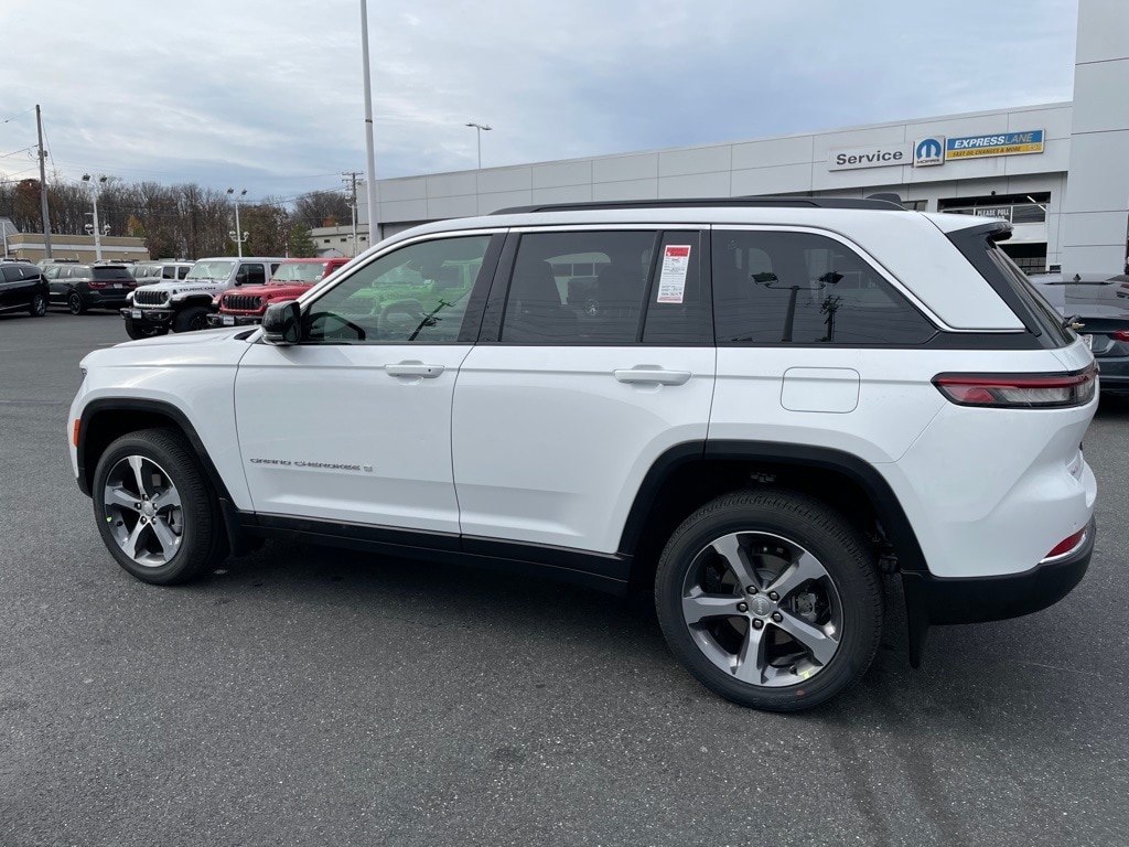 New 2025 Jeep Grand Cherokee Limited Sport Utility