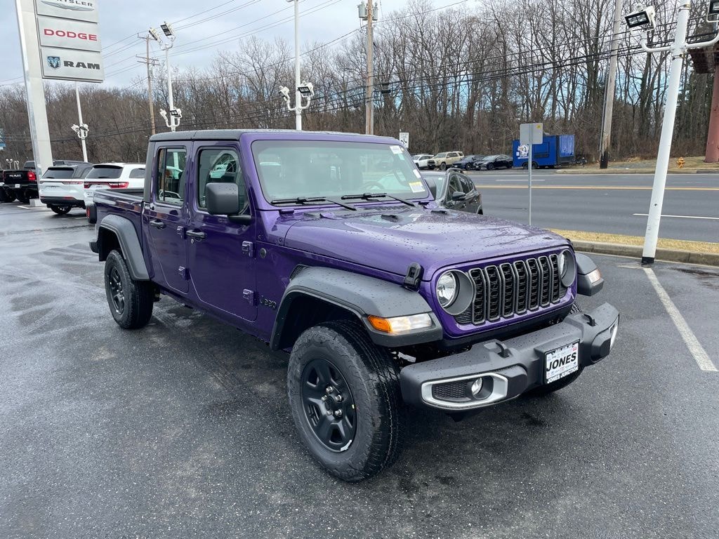 New 2026 Jeep Gladiator Sport Pickup