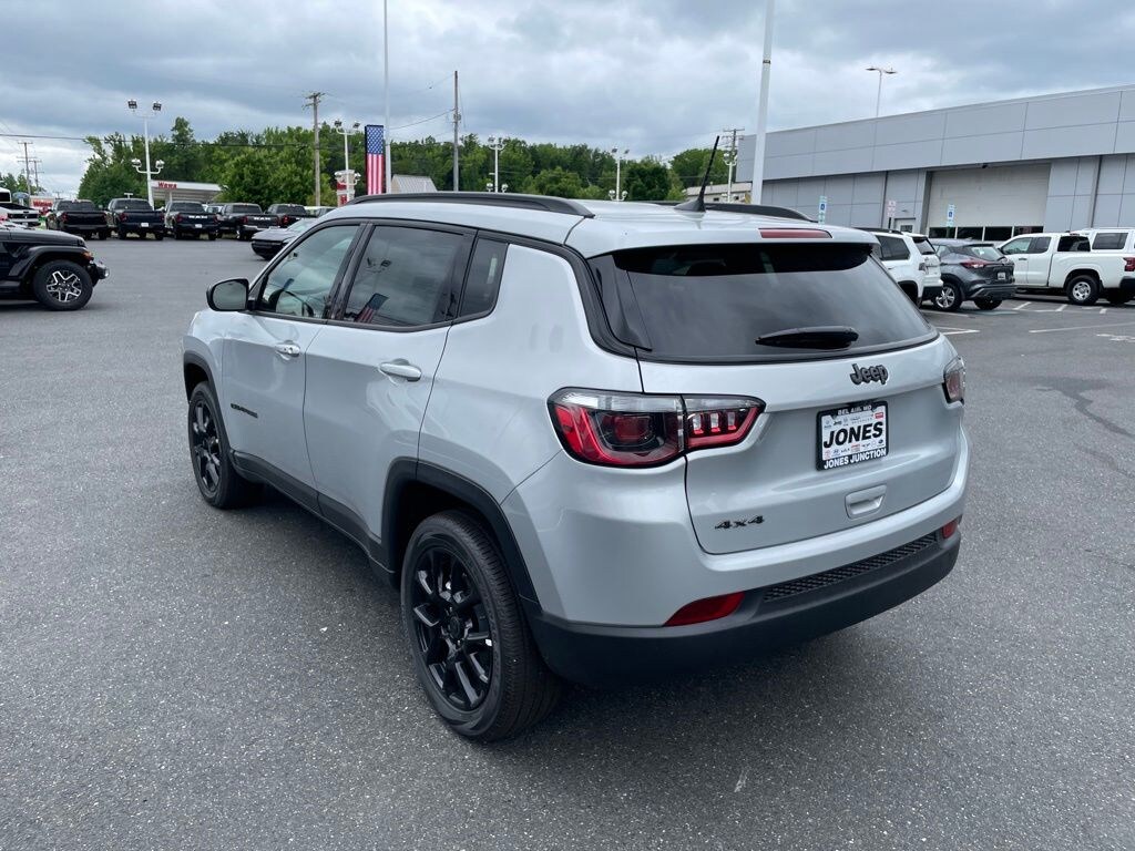 New 2026 Jeep Compass Latitude Sport Utility