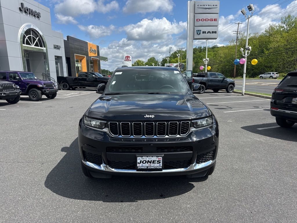 New 2026 Jeep Grand Cherokee L Laredo Sport Utility