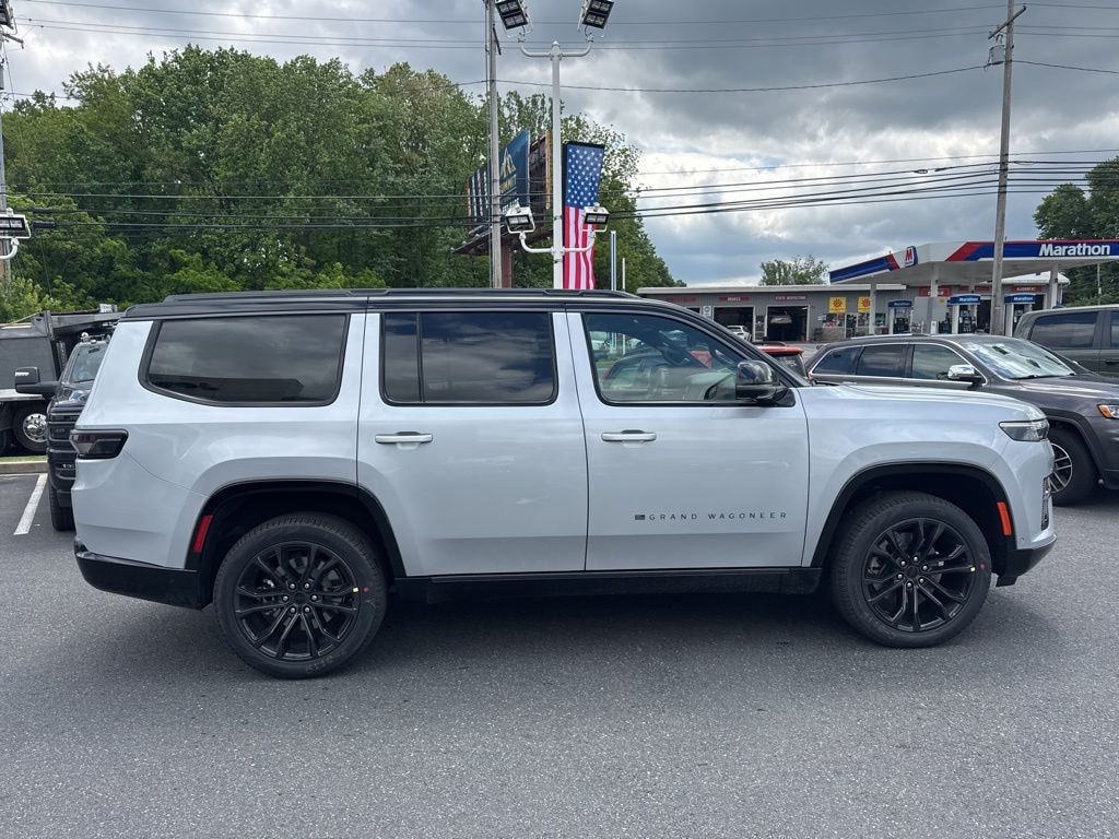 New 2026 Jeep Grand Wagoneer Summit Reserve Sport Utility