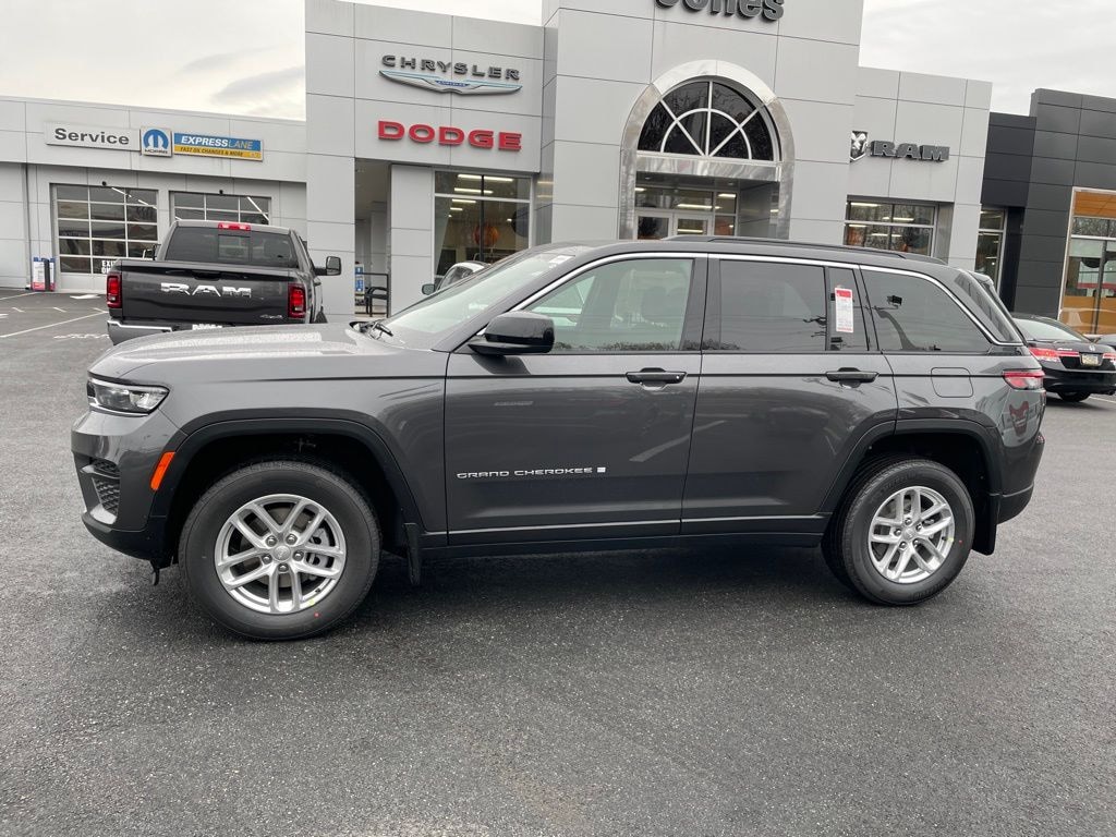New 2025 Jeep Grand Cherokee Laredo X Sport Utility