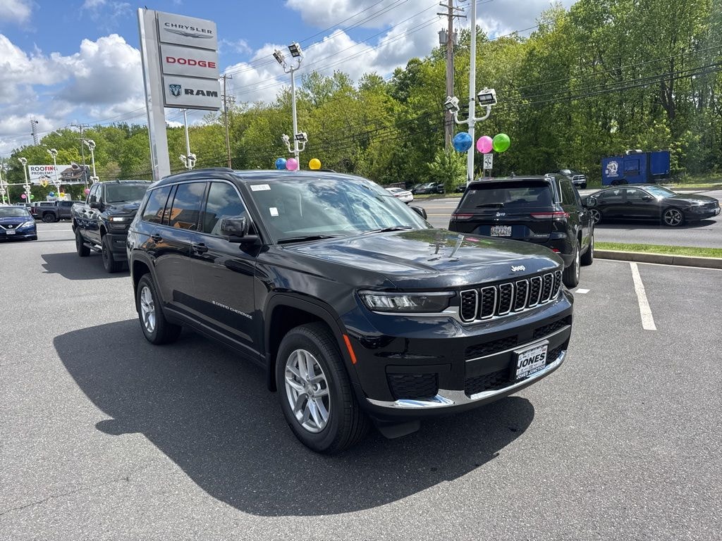 New 2026 Jeep Grand Cherokee L Laredo Sport Utility