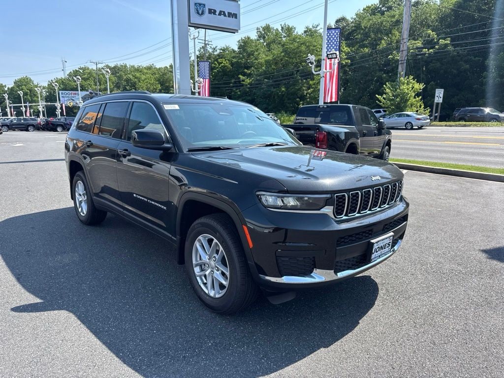 New 2026 Jeep Grand Cherokee L Laredo Sport Utility