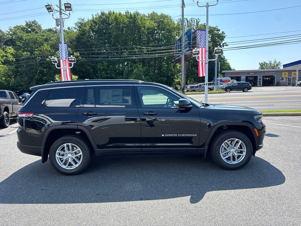 New 2026 Jeep Grand Cherokee L Laredo Sport Utility
