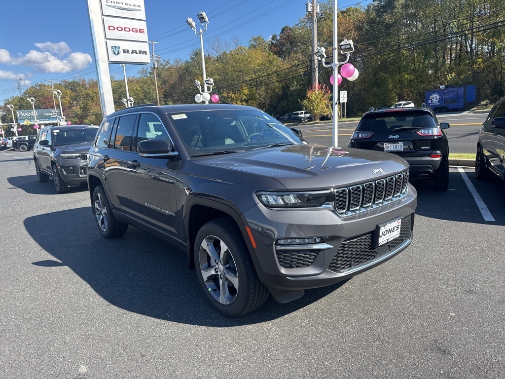New 2025 Jeep Grand Cherokee Limited Sport Utility