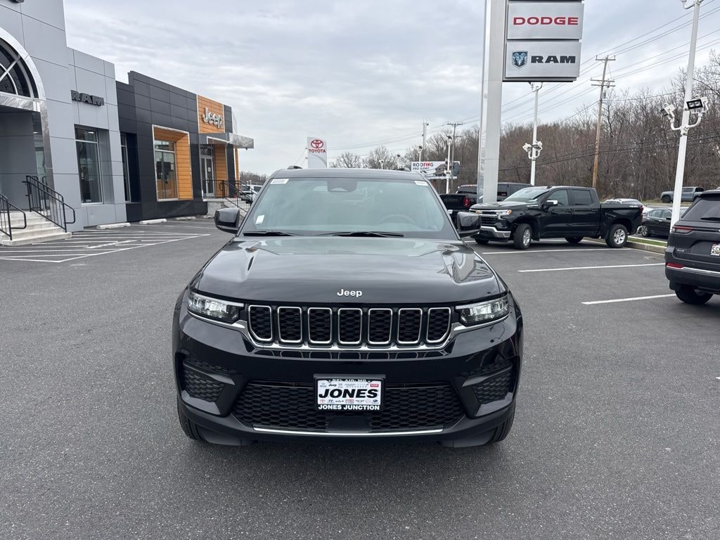 New 2026 Jeep Grand Cherokee Laredo Sport Utility