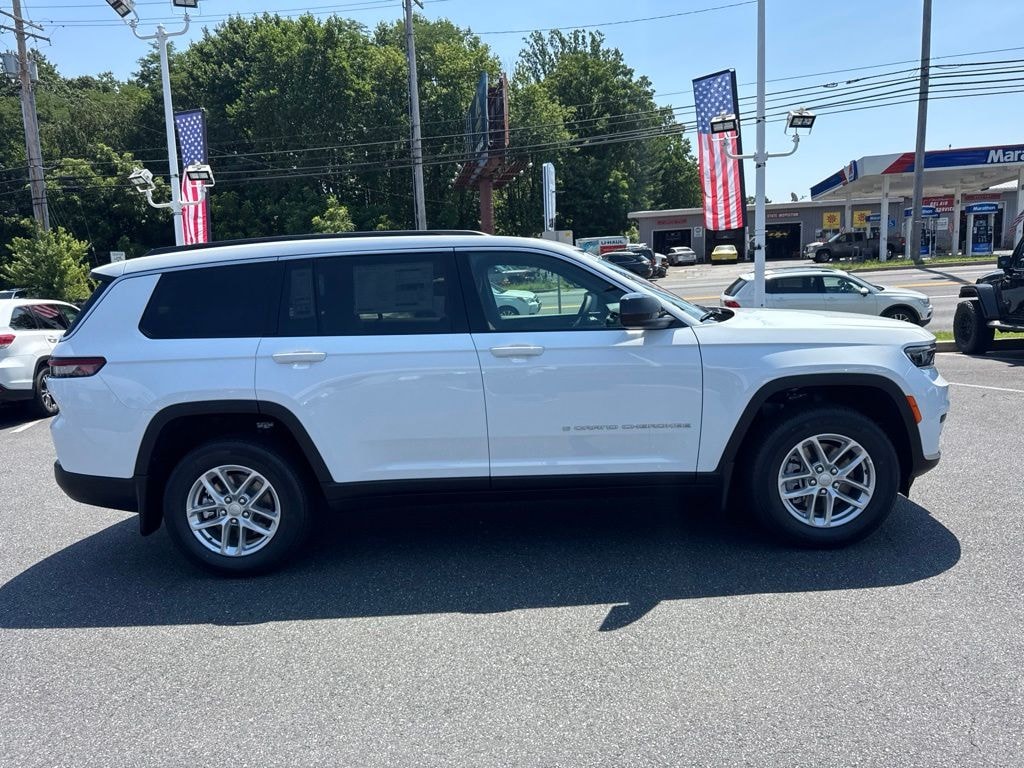 New 2026 Jeep Grand Cherokee L Laredo Sport Utility