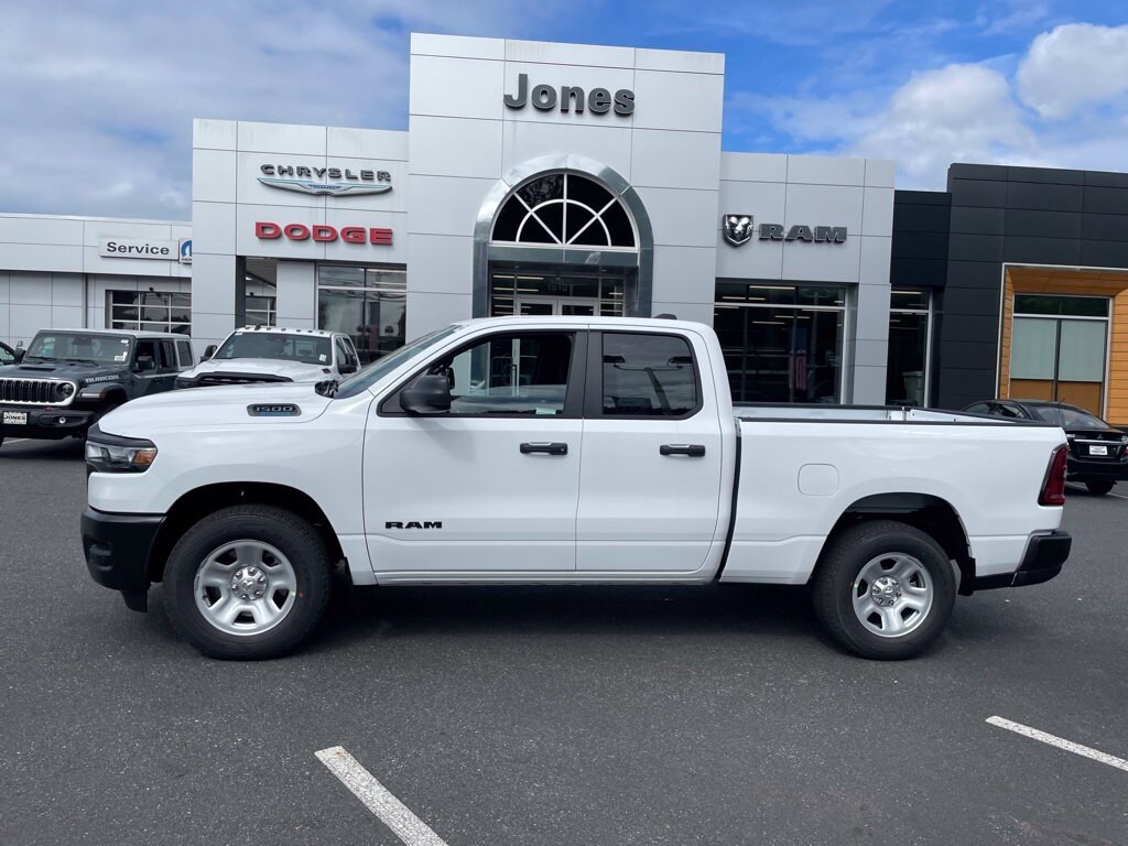 New 2027 Ram 1500 TRADESMAN QUAD CAB 4X4 6'4 BOX Pickup