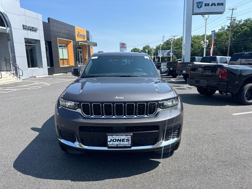 New 2026 Jeep Grand Cherokee L Laredo Sport Utility