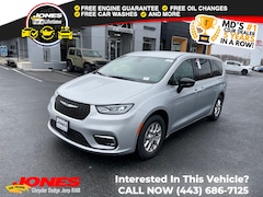 2026 Chrysler Pacifica Select Passenger Van