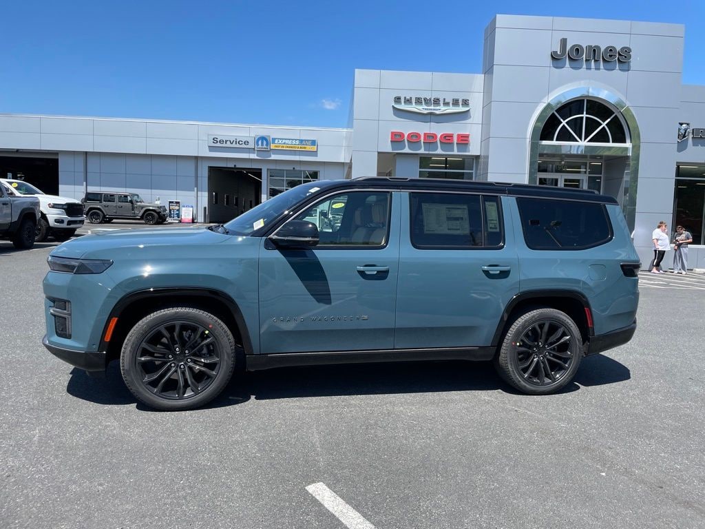 New 2026 Jeep Grand Wagoneer Summit Reserve Sport Utility