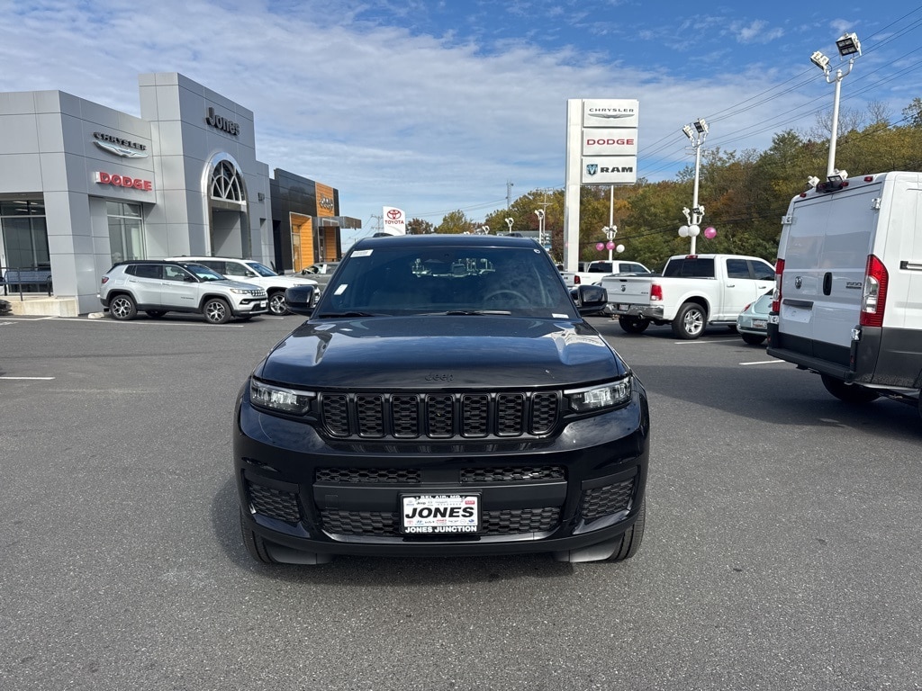 New 2025 Jeep Grand Cherokee L Altitude Sport Utility