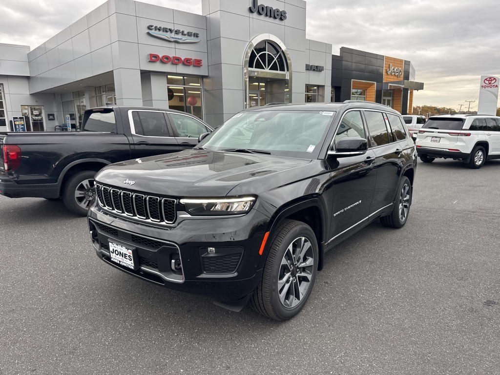 New 2025 Jeep Grand Cherokee L Overland Sport Utility