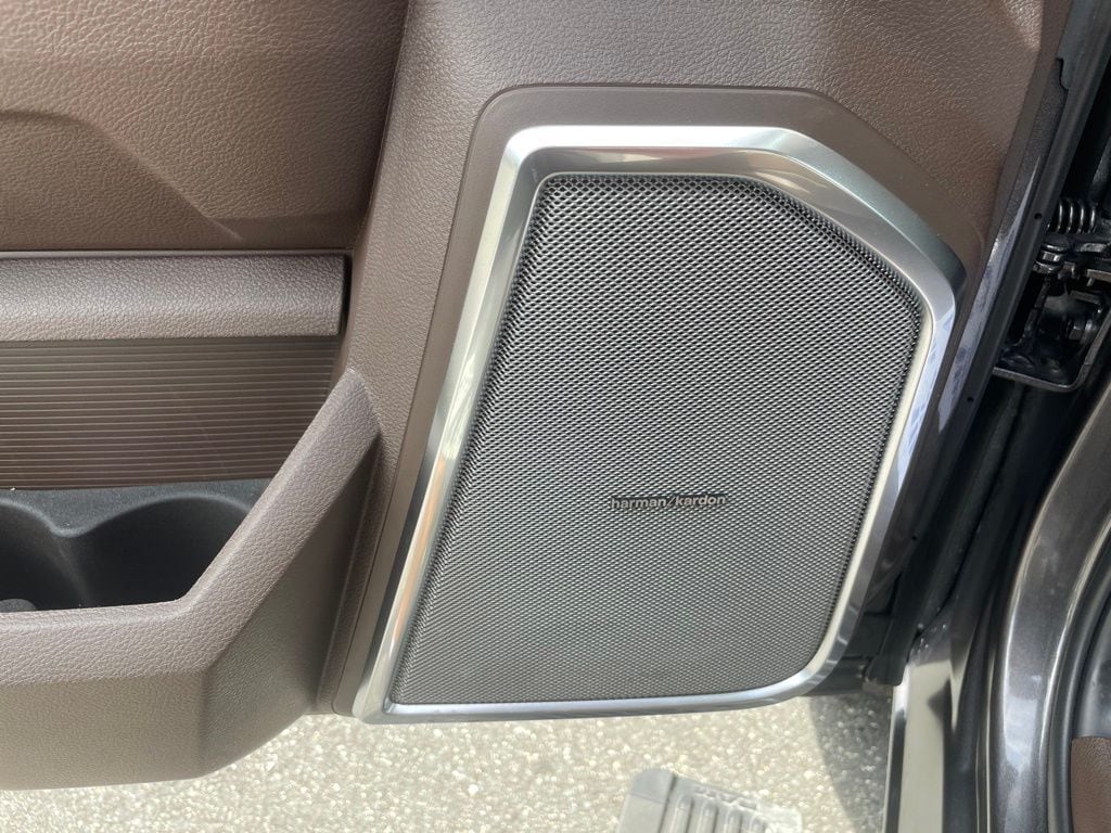 2026 RAM 3500 Laramie - Photo 10