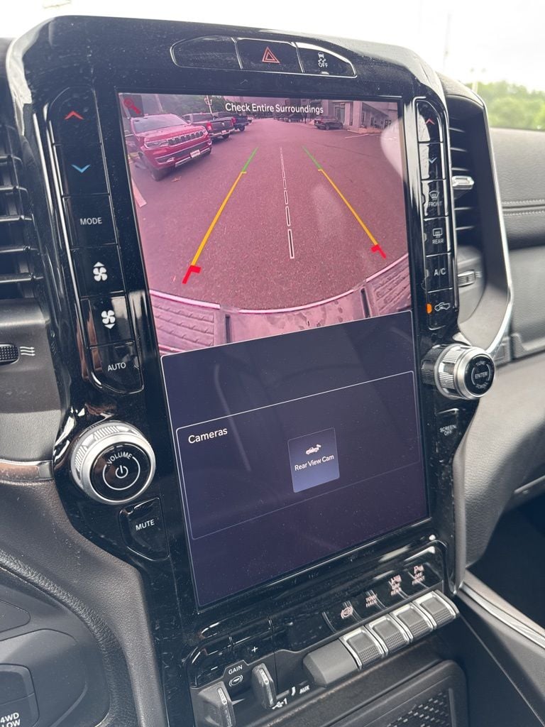 2025 RAM 2500 Laramie - Photo 12