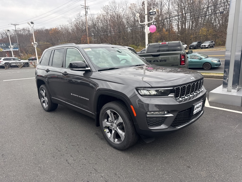 New 2025 Jeep Grand Cherokee Limited Sport Utility