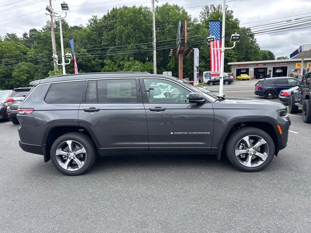 New 2026 Jeep Grand Cherokee L Limited Sport Utility