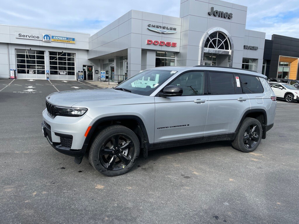 New 2025 Jeep Grand Cherokee L Altitude X Sport Utility