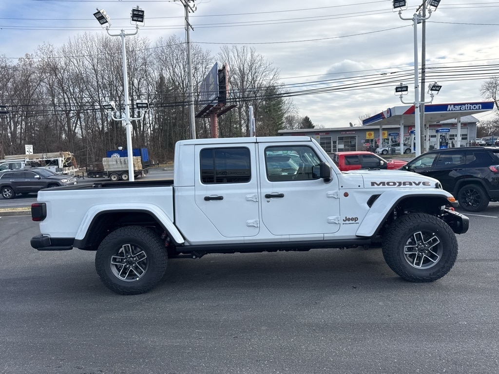New 2026 Jeep Gladiator Mojave Pickup