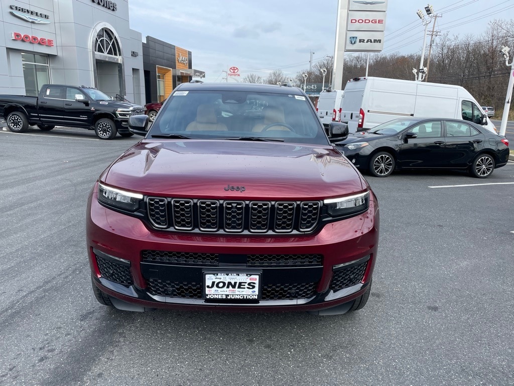 New 2025 Jeep Grand Cherokee L Summit Sport Utility