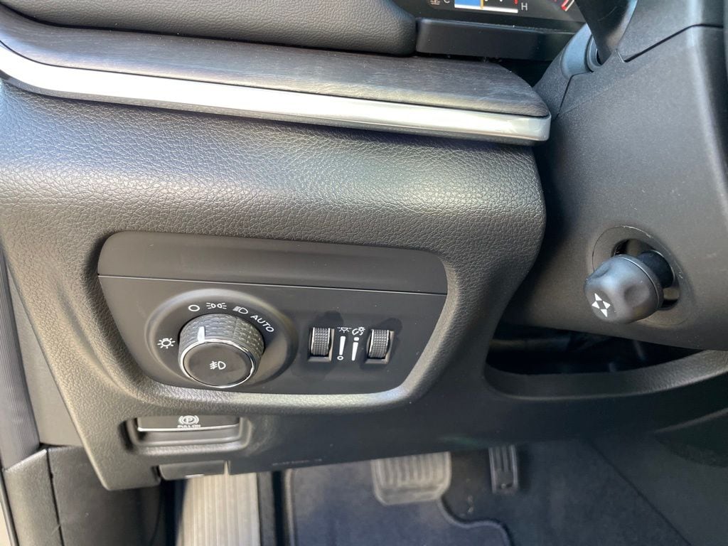 2025 Jeep Grand Cherokee L Overland - Photo 22
