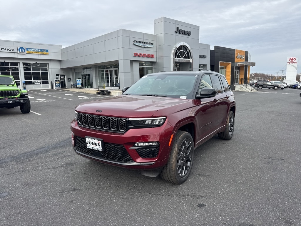 New 2025 Jeep Grand Cherokee Summit Sport Utility