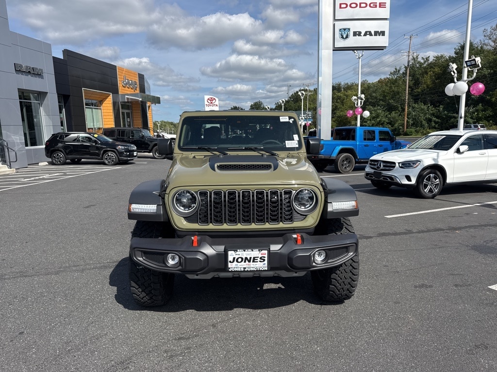 New 2025 Jeep Gladiator Mojave Pickup