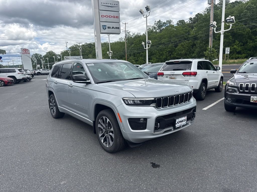 New 2025 Jeep Grand Cherokee L Overland Sport Utility