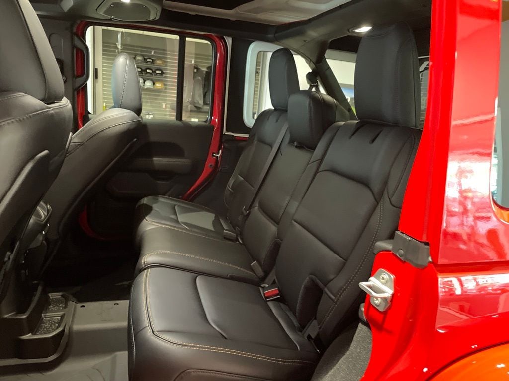 2025 Jeep Wrangler 4-Door Rubicon 392 Final Edition - Photo 12