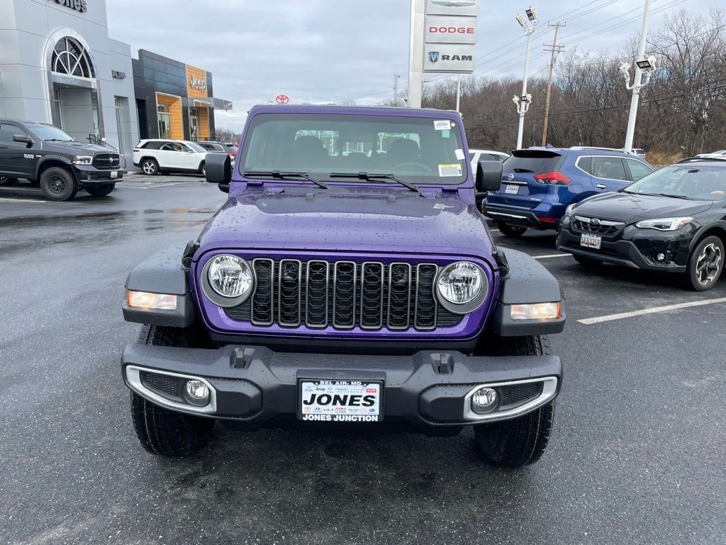 New 2026 Jeep Gladiator Sport Pickup