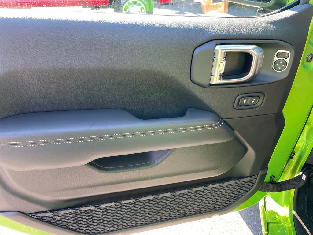 2026 Jeep Wrangler 4-Door Sahara - Photo 8