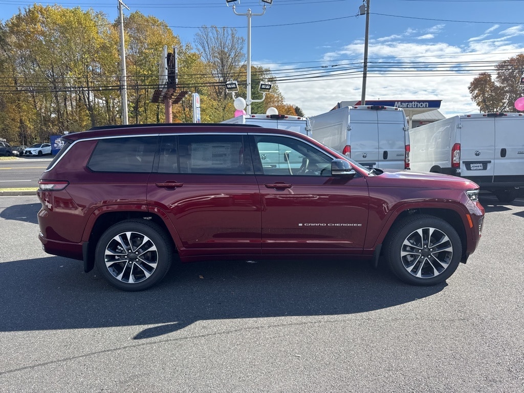 New 2025 Jeep Grand Cherokee L Overland Sport Utility