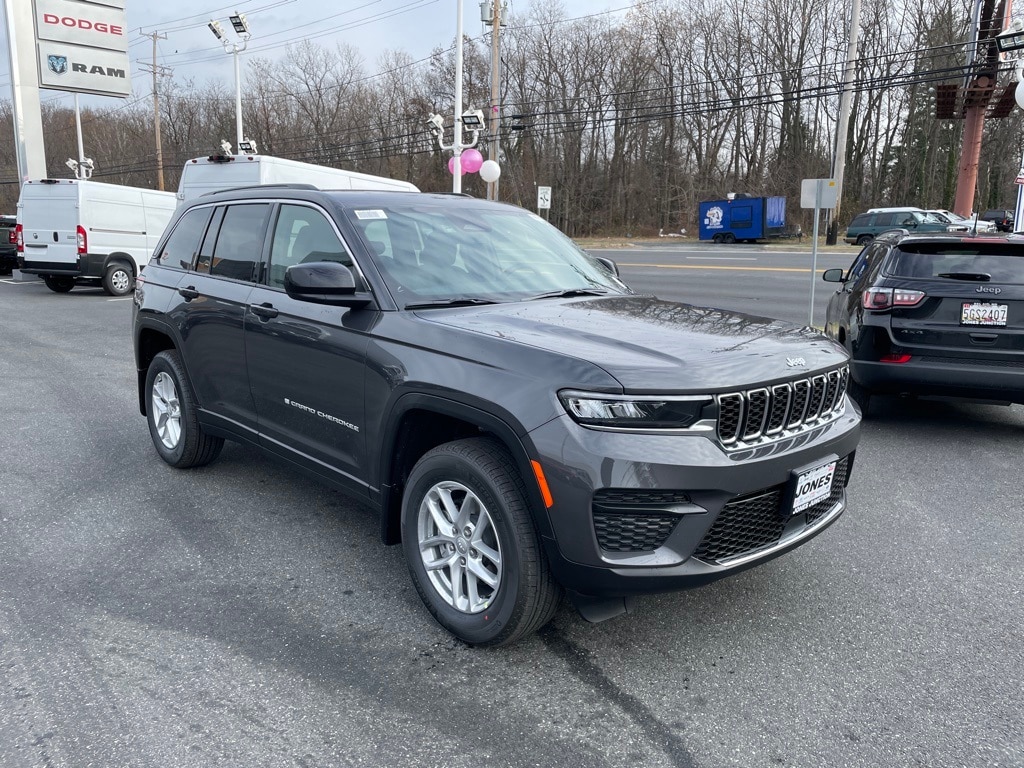 New 2025 Jeep Grand Cherokee Laredo X Sport Utility