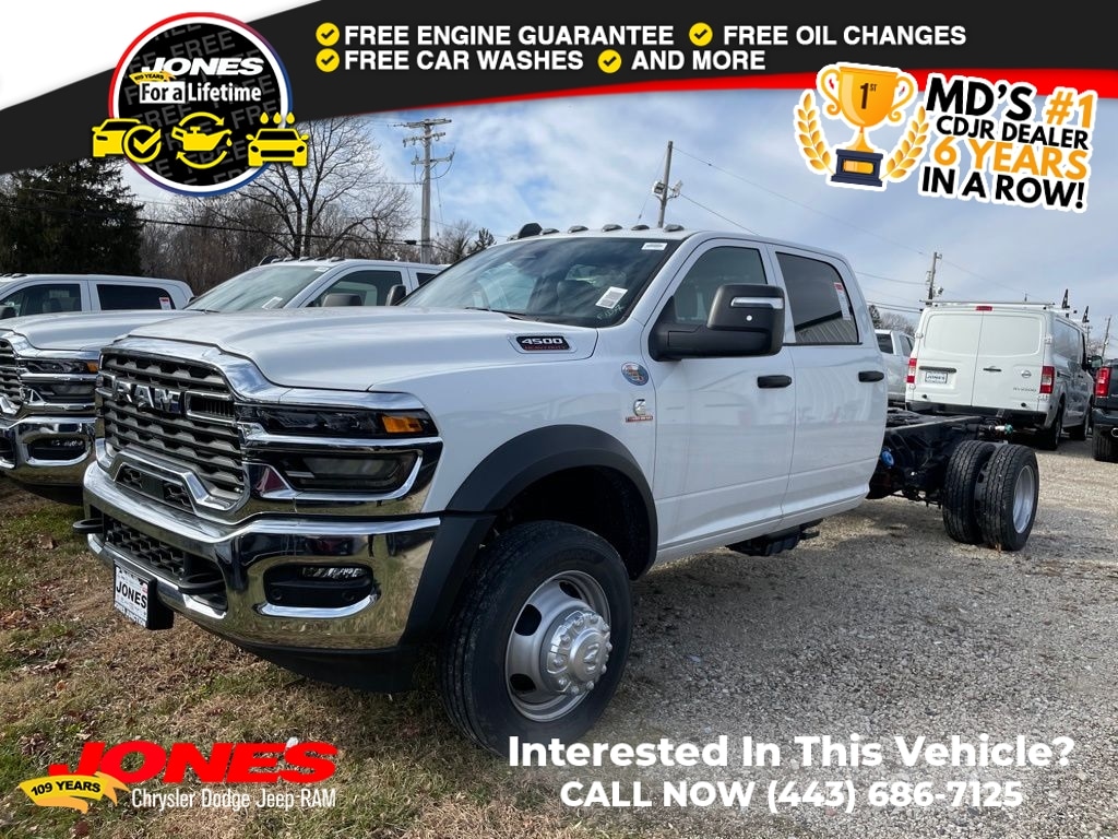2025 RAM 4500 Tradesman 4X4 Crew Cab DRW 197" WB's photo