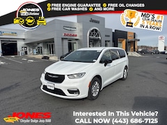 2026 Chrysler Pacifica Select Passenger Van