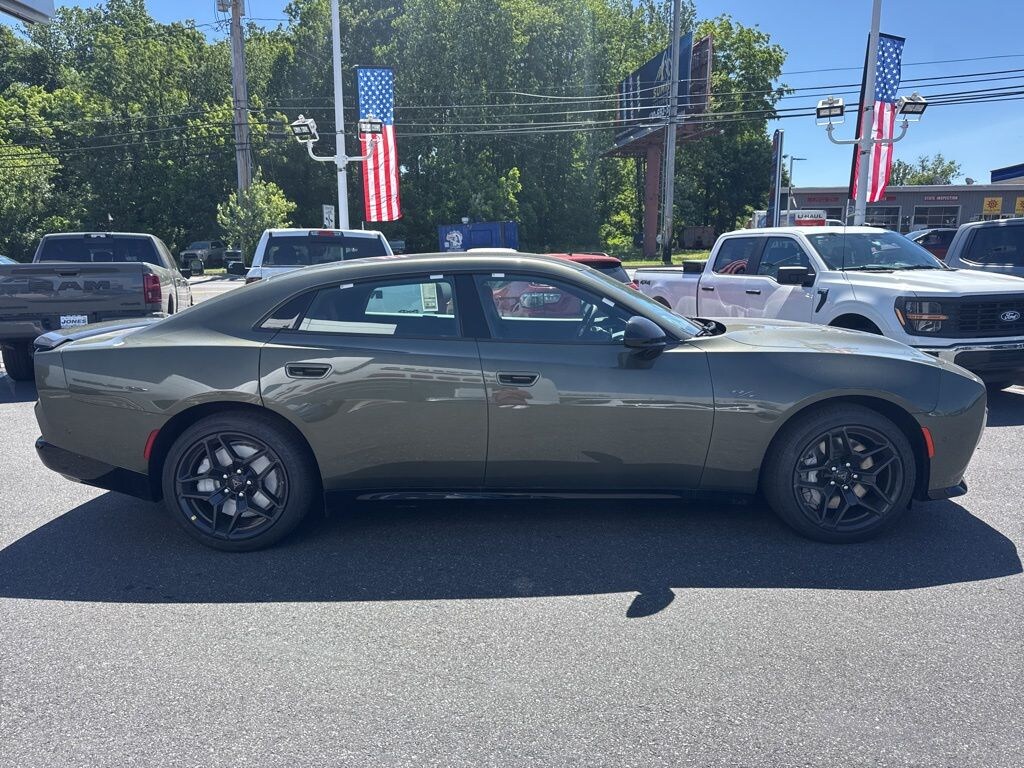 New 2026 Dodge Charger R/T Sedan