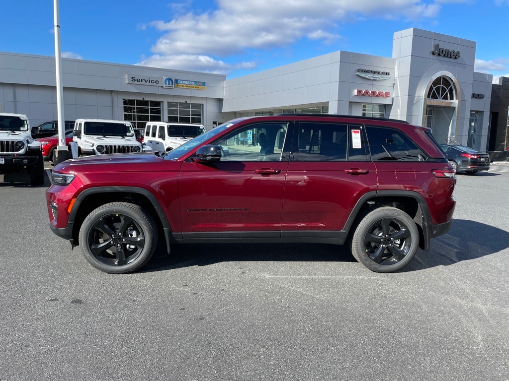 New 2025 Jeep Grand Cherokee Limited Sport Utility
